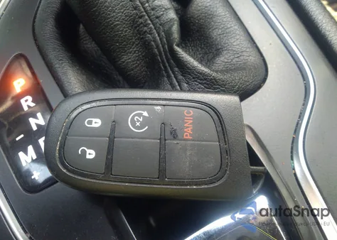 2021 Jeep Cherokee Latitude Plus Fwd z USA, uszkodzony, nr VIN 1C4PJLLB8MD187559